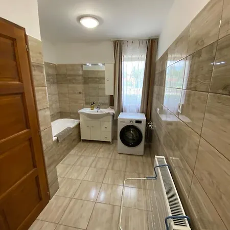 Green Garden Apartman *